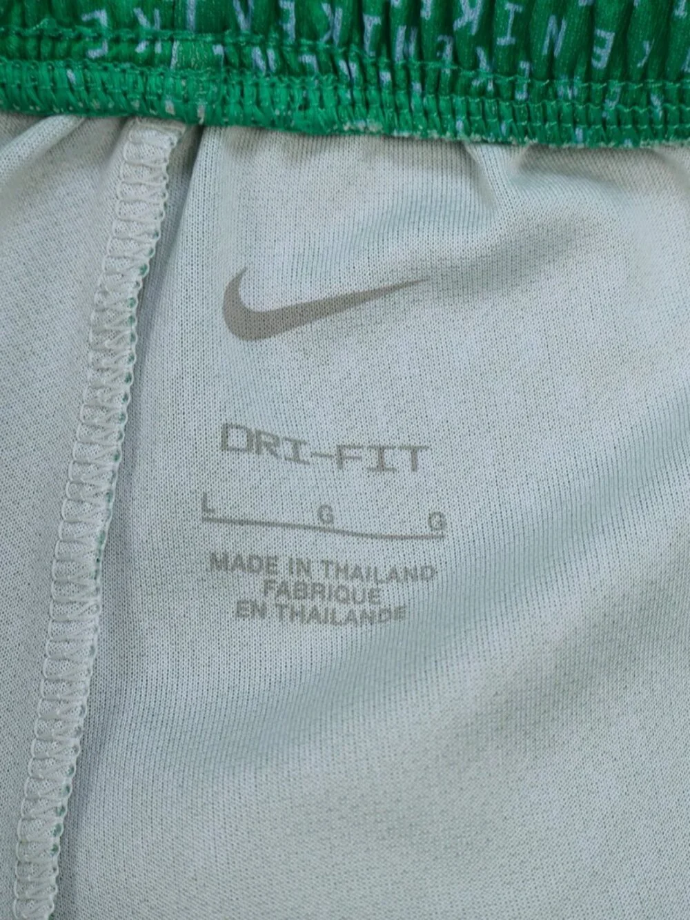 Nike Dri-FIT Youth Green Basketball Shorts Large